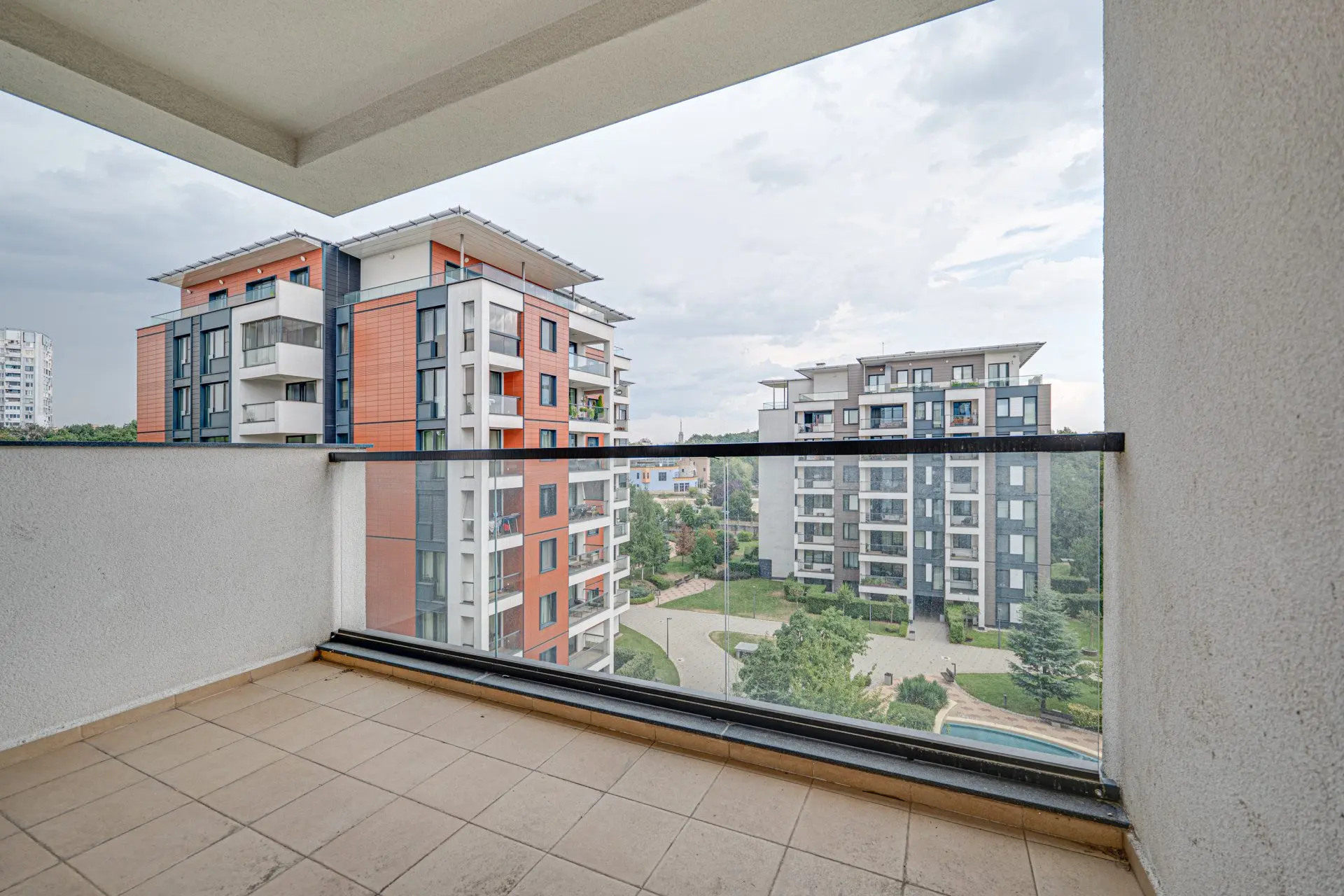 Fully furnished four-room apartment in a gated residential complex in the Lozenets neighborhood