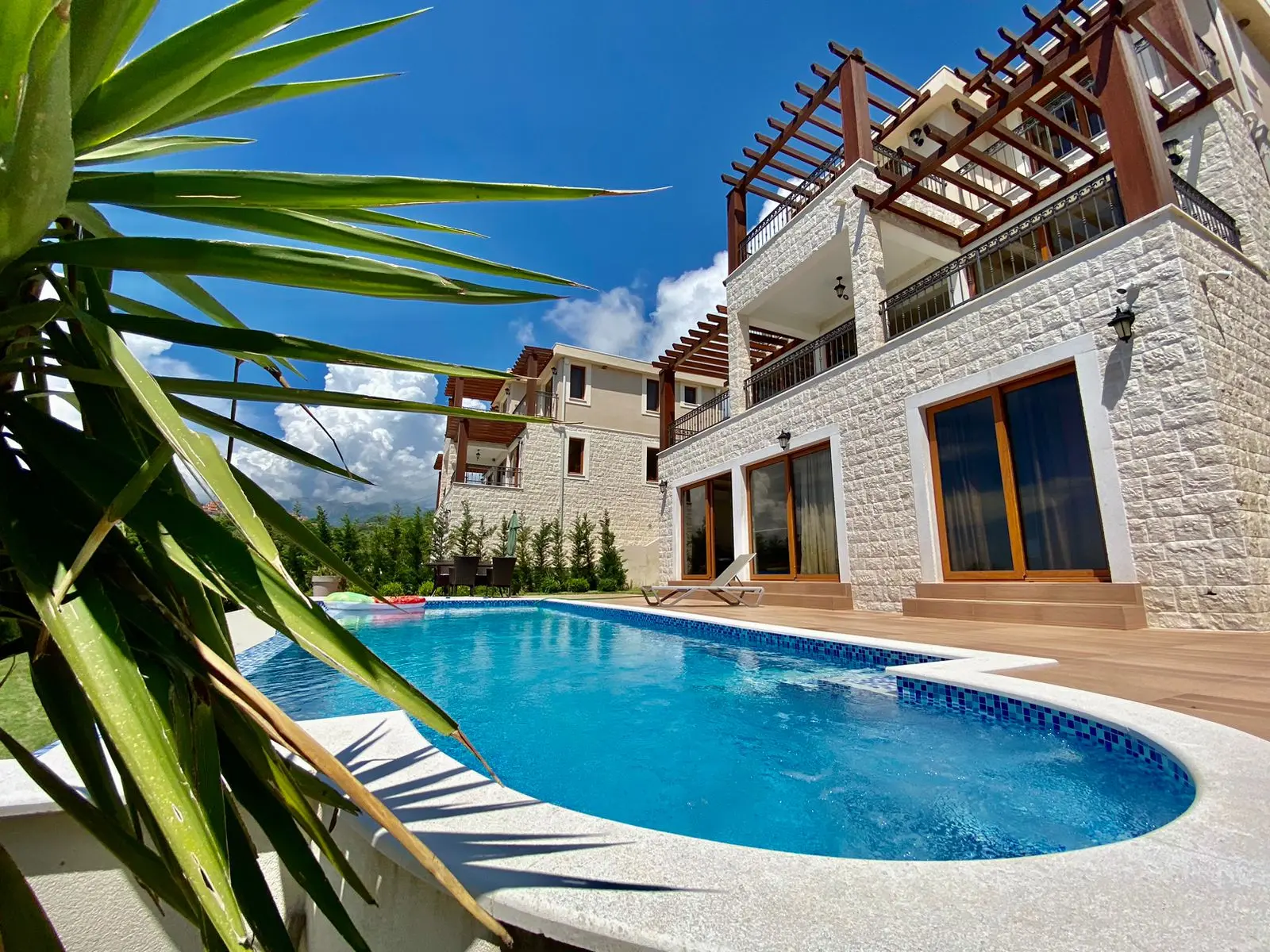 Exceptional four bedrooms villa