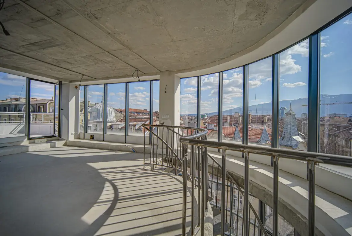Exclusive penthouse in the city center with amazing views