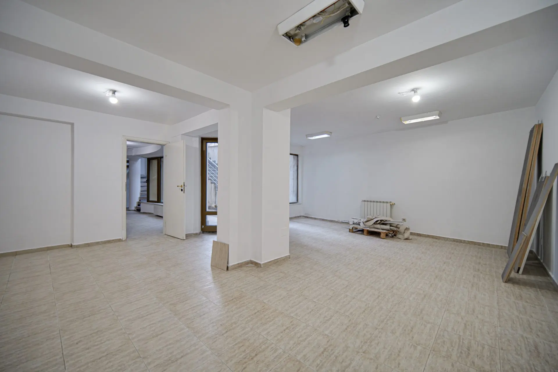 ee196ad956d2729be489c9e8e2ea2134-1 Bright office on two floors in Lozenets district for sale