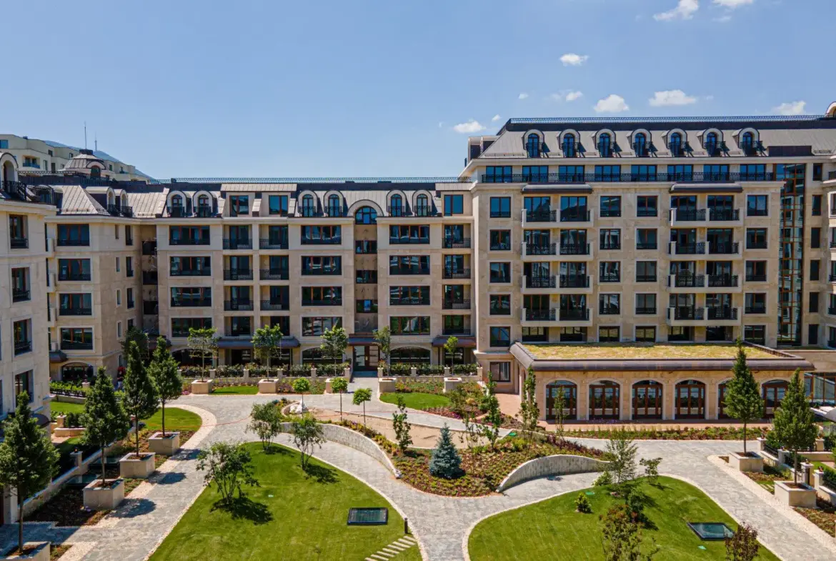 One-of-a-kind penthouse with 360-degree views