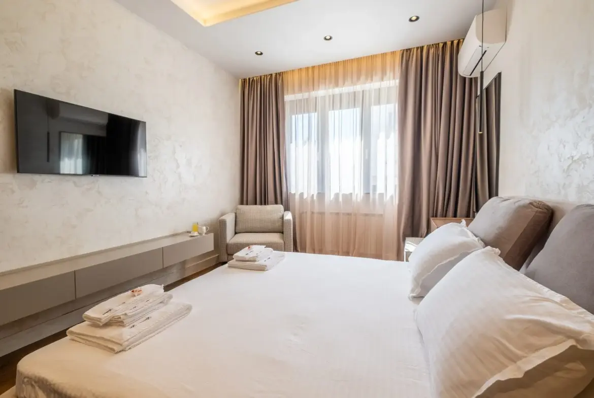 Elegant panoramic apartment on Tsar Osvoboditel Blvd