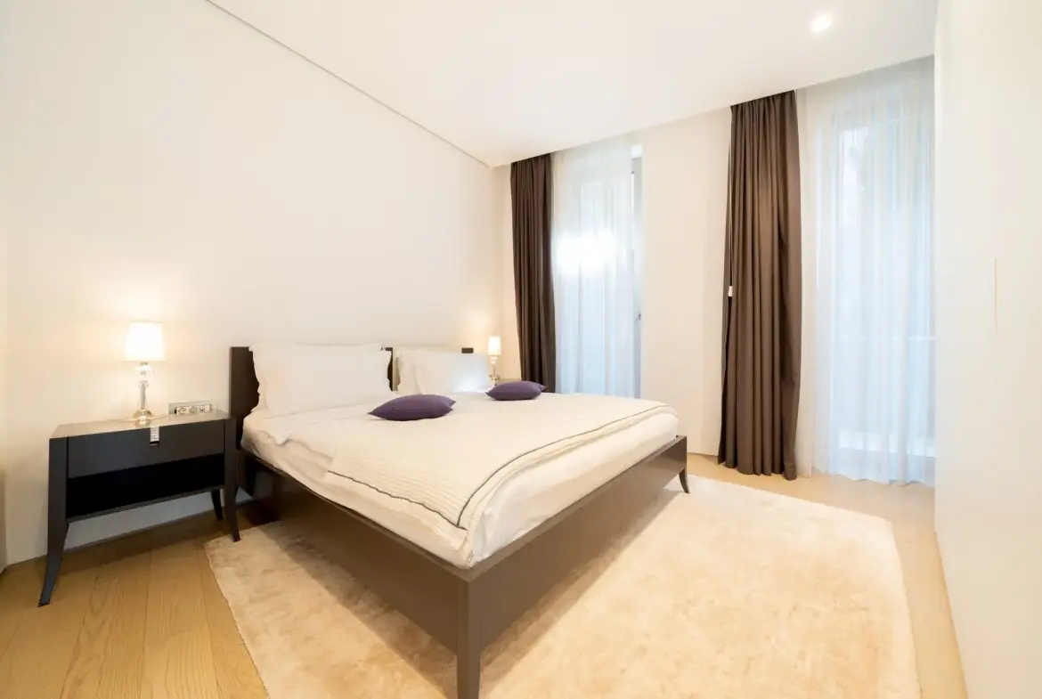 Seaside two-bedroom apartment