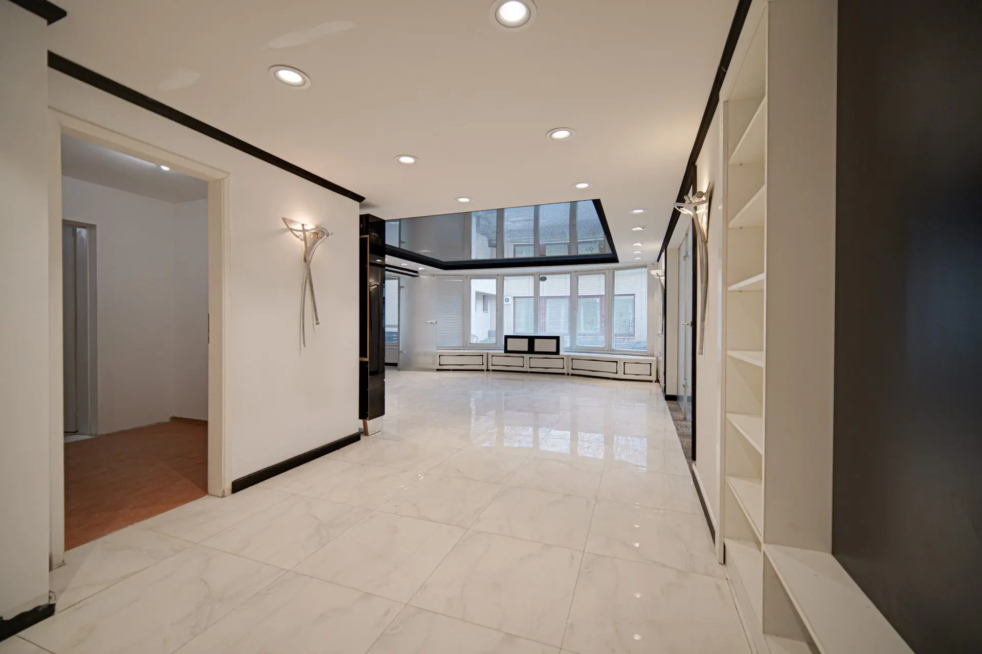f1535f38af4dfb6415e8dd93856e655e-1 Bright office on two floors in Lozenets district for sale