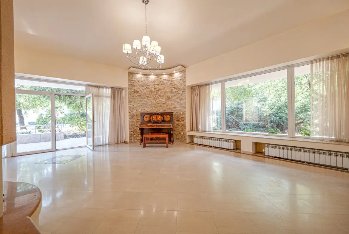 Family house with panoramic views, 1000 sq m yard, swimming pool and spa area in Simeonovo for sale