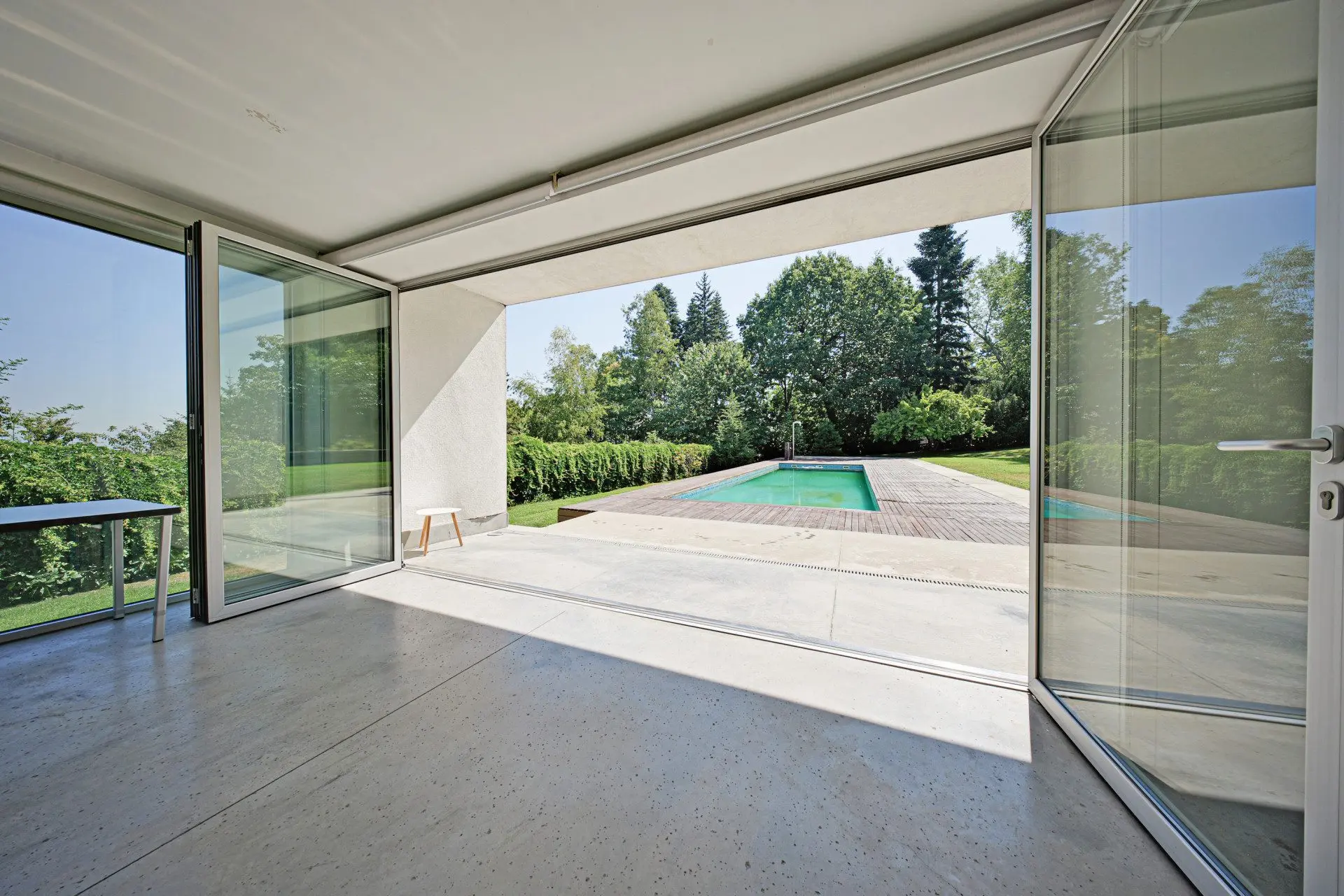 An exceptional property with a massive house in Boyana district, near Sequoia St. for sale