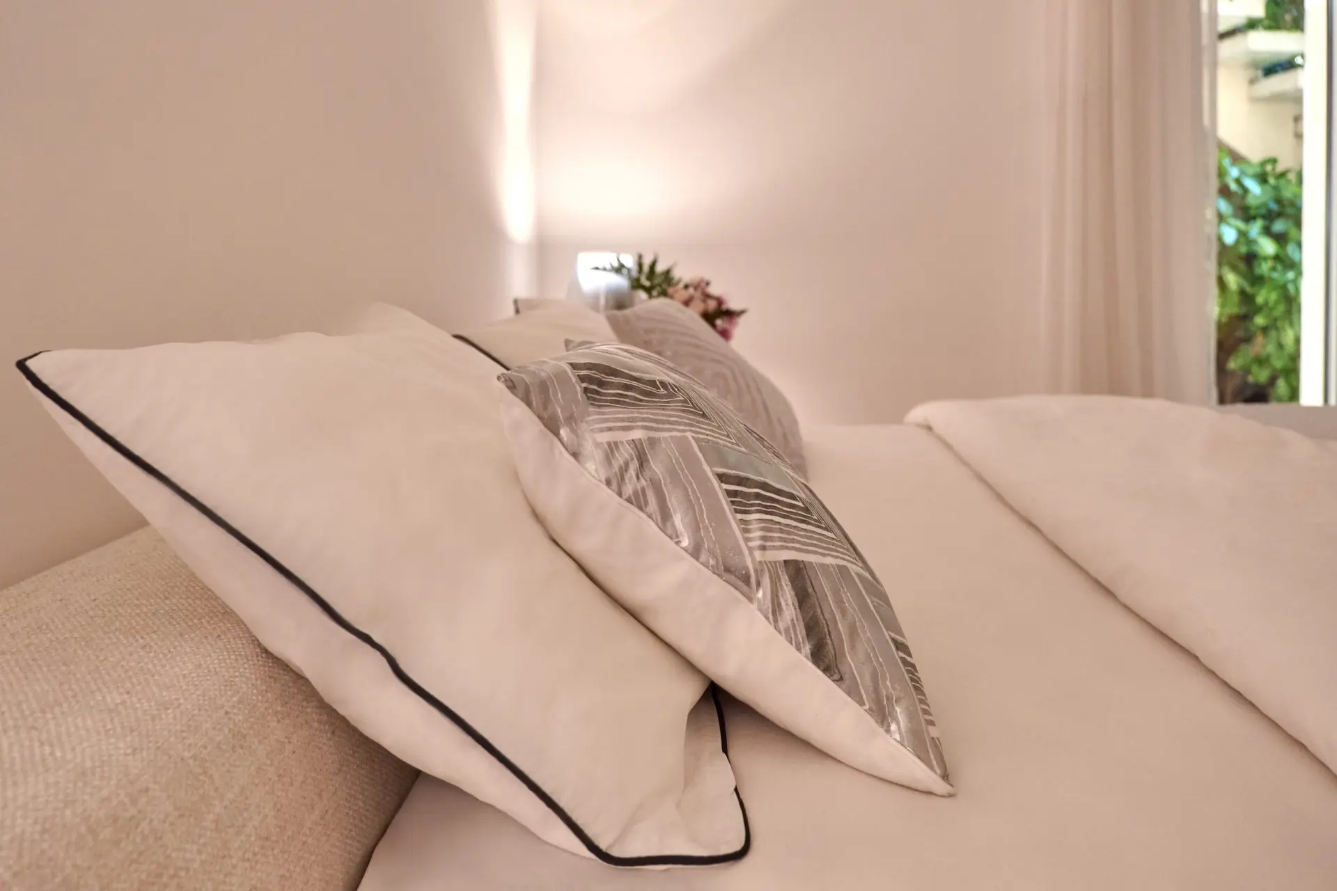 Luxurious one bedroom apartment