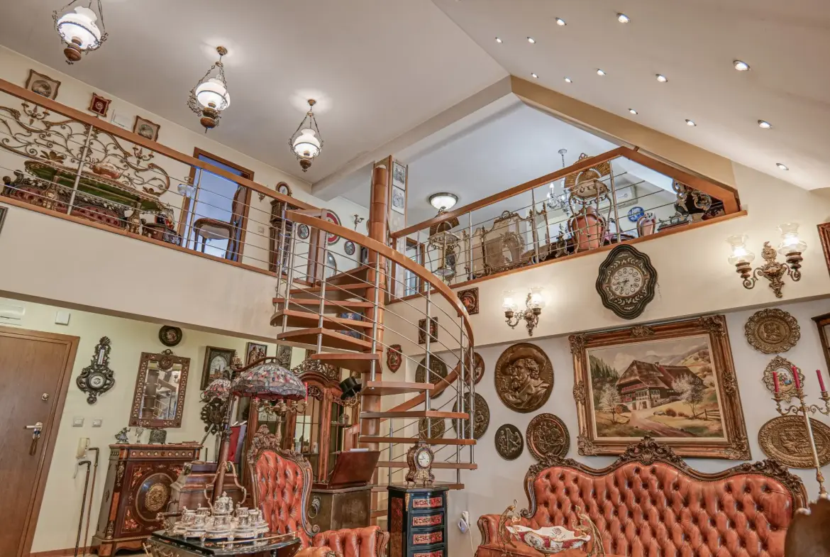 Aristocratic multi-room apartment with unique antiques in Mladost 1 for sale