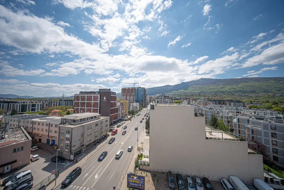 Multi-room apartment in a new elegant building on Cherni Vrah Blvd. for sale
