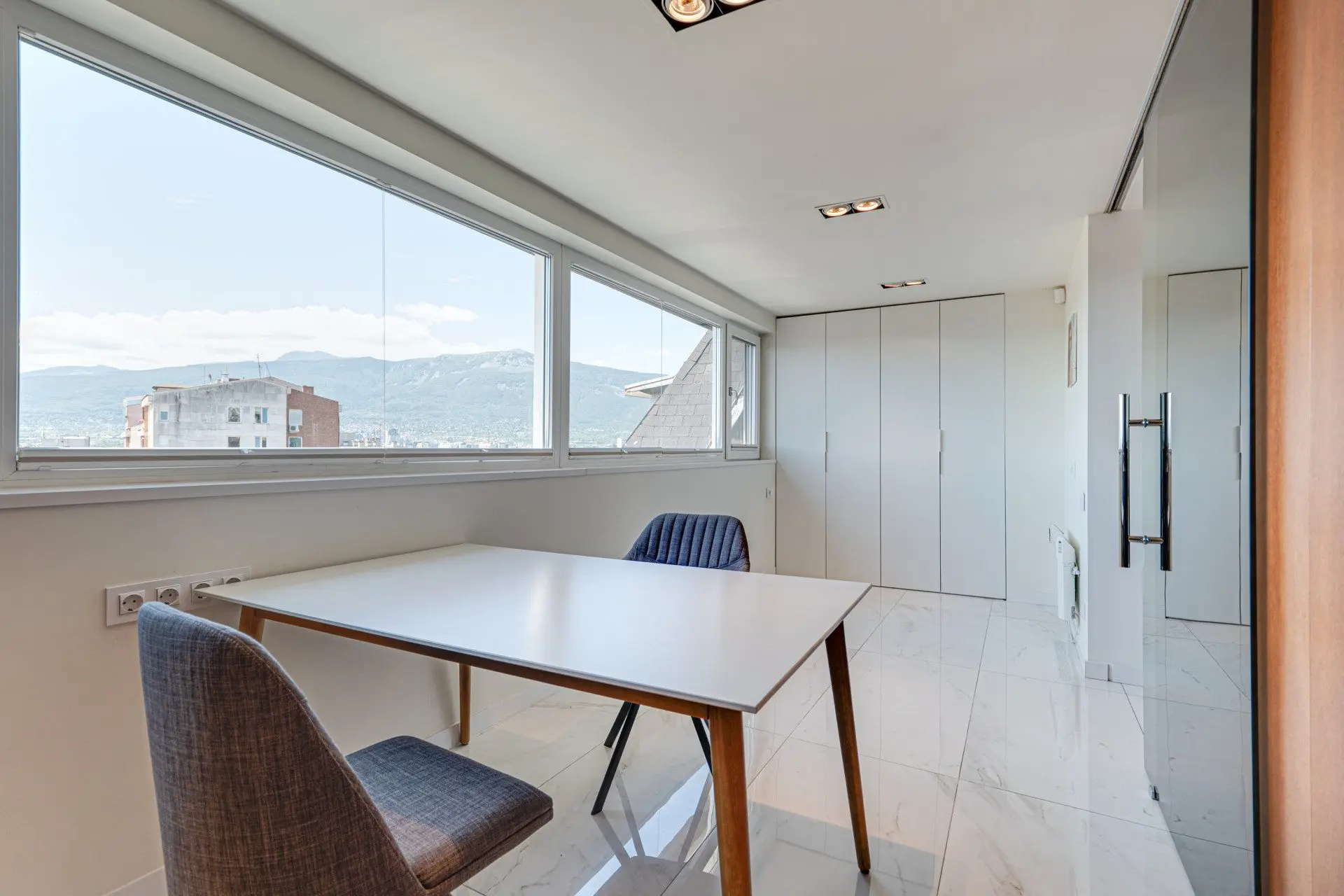 Remarkable multi-bedroom penthouse with panoramic views in Lozenets