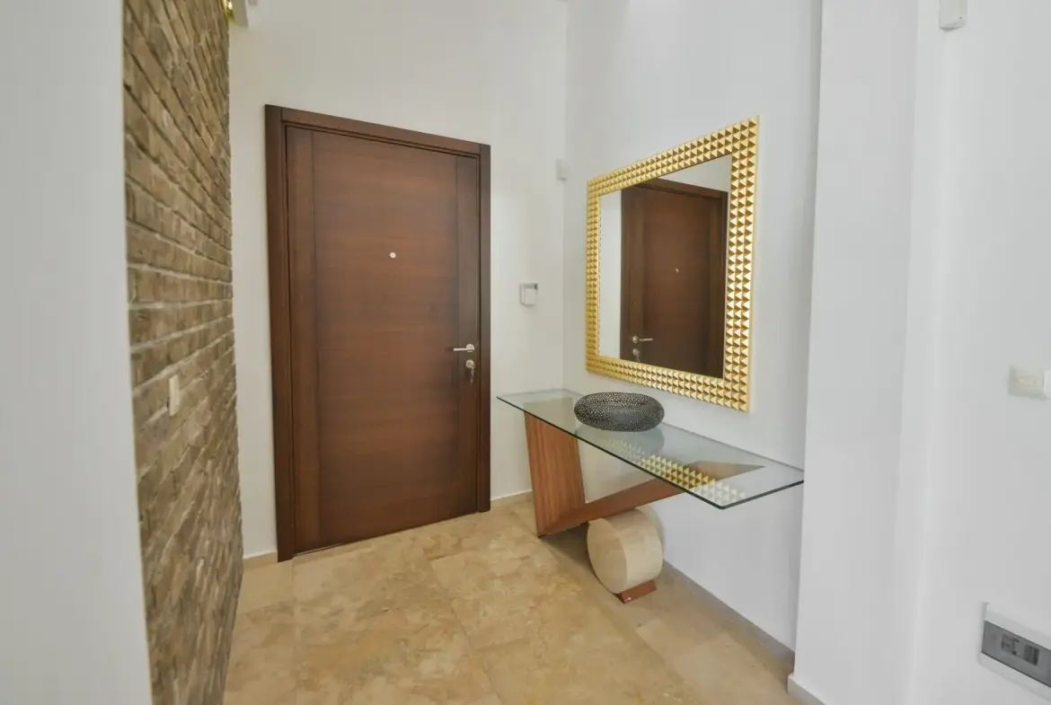 3-Bedroom Apartment in Pod magistralom, Budva