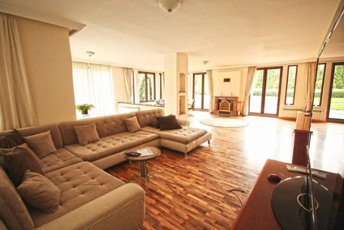 Spacious semi-furnished house in a gated community in Simeonovo.