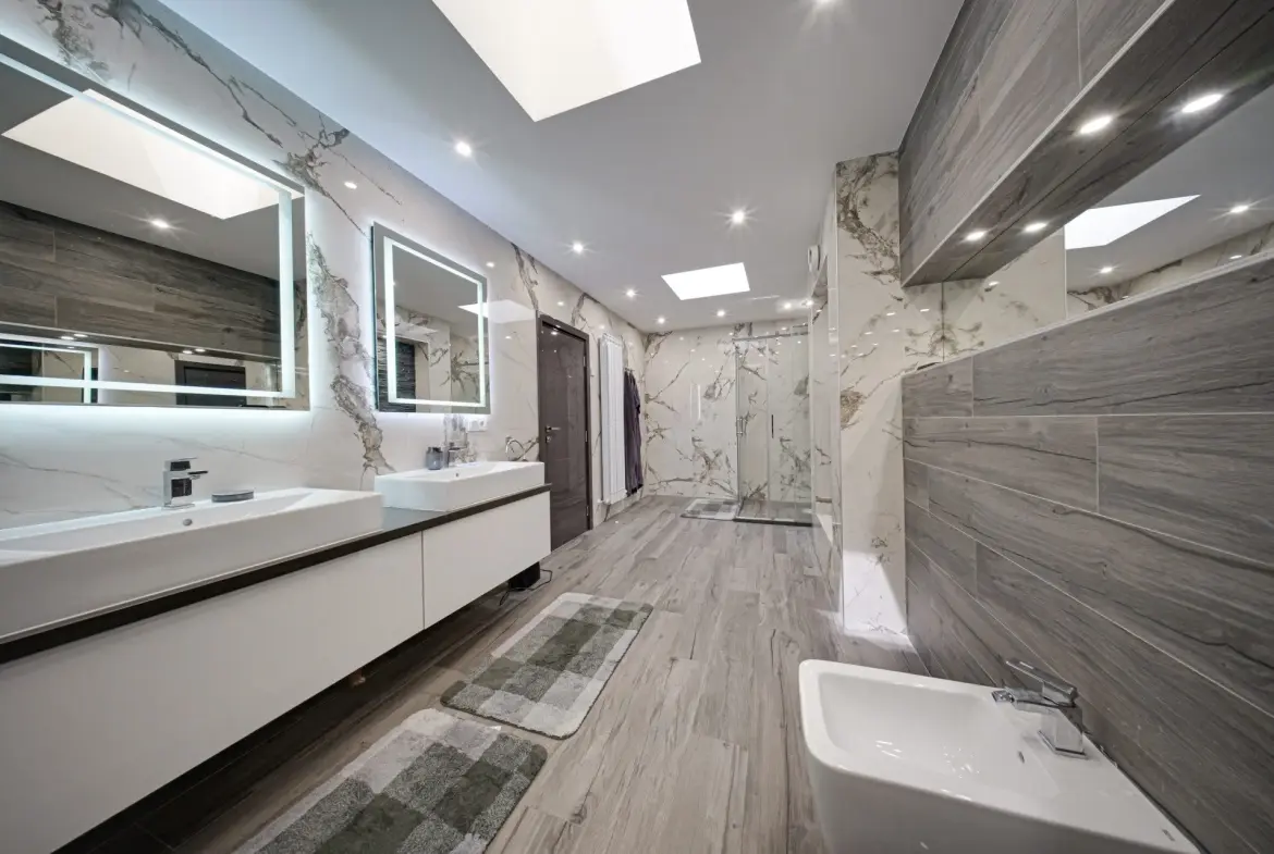 Exclusive three-bedroom penthouse with wonderful views in Krastova Vada