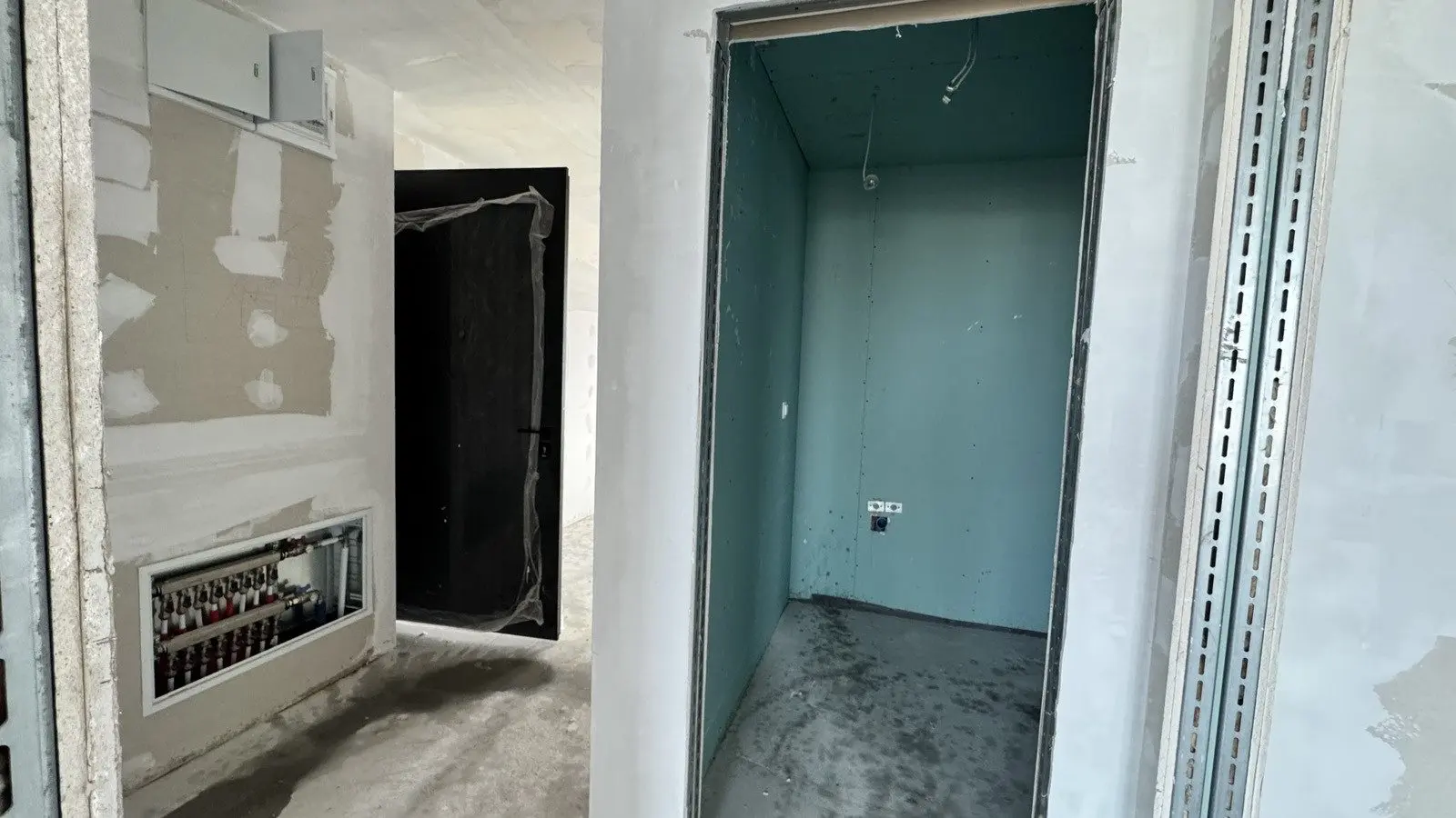 fb38e232a00b9280c51a29eb09c11b37 Two-bedroom apartment in a luxury complex near Zaimov Park