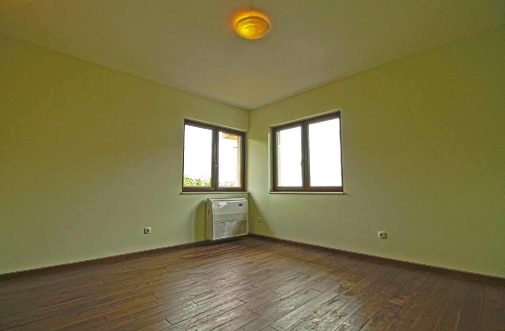 House with its own yard in a gated complex in Bistritsa for sale