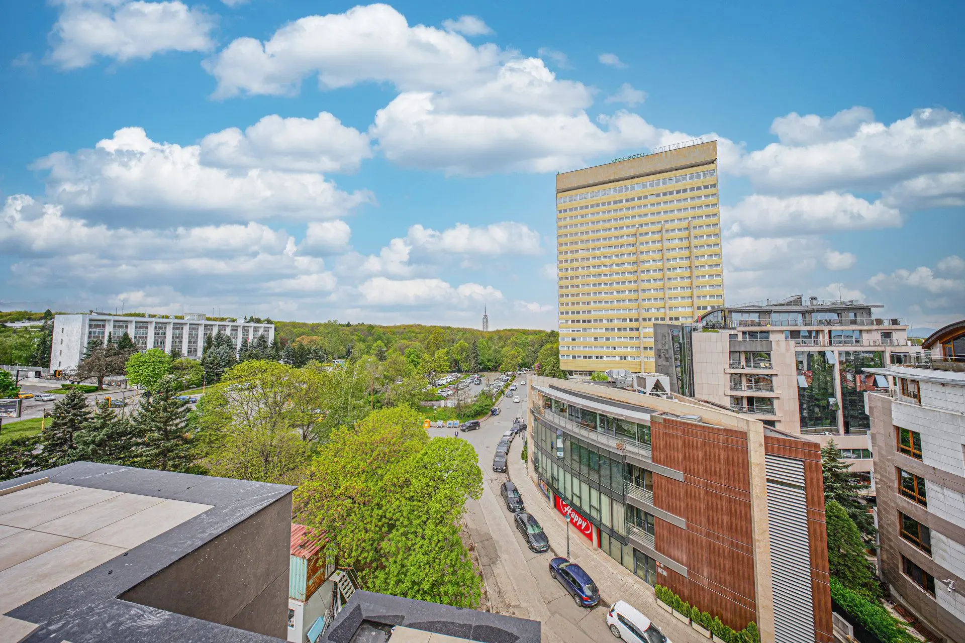Premium penthouse with unparalleled panorama, space and views in an unparalleled boutique building in Iztok district