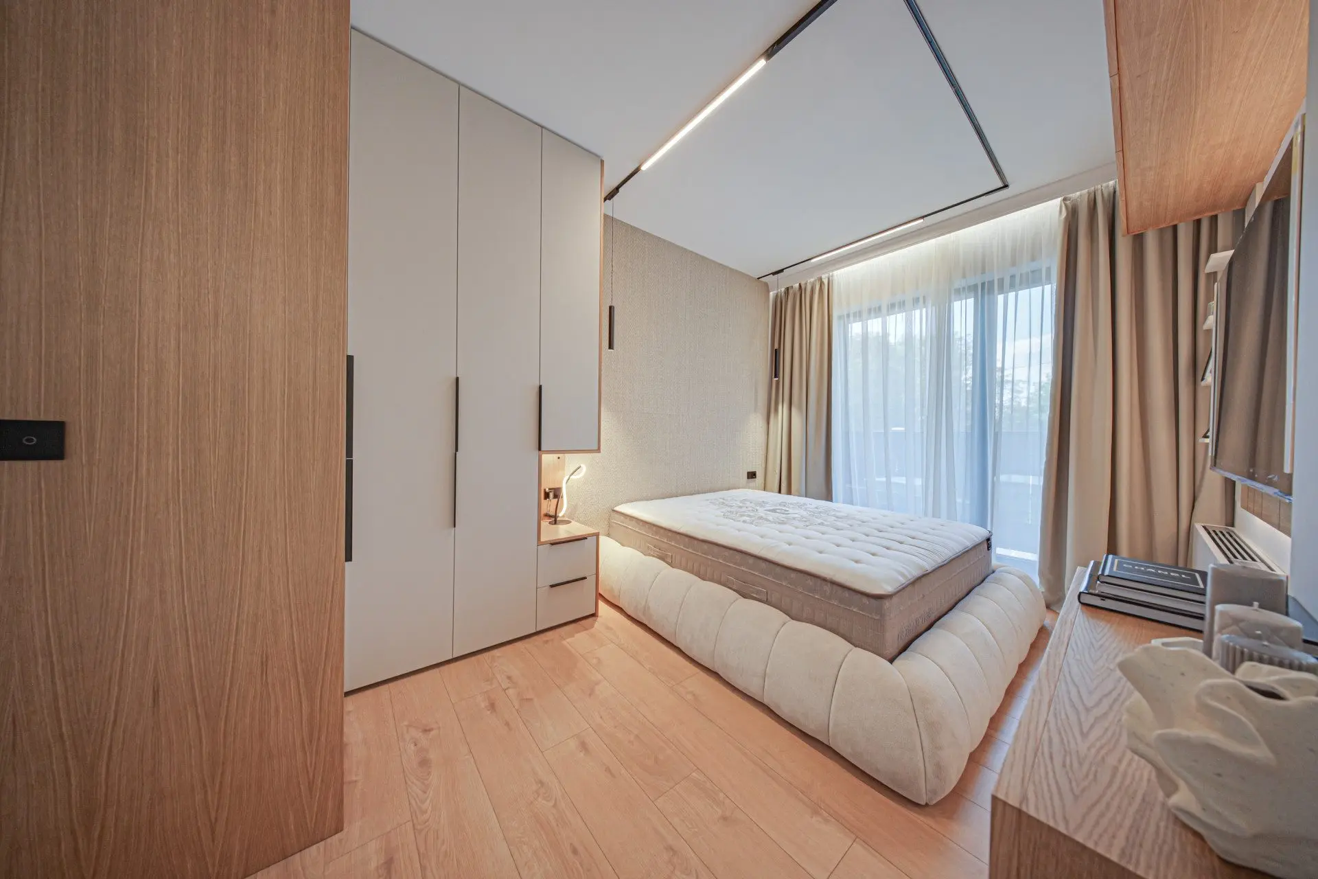 Luxurious and fully furnished two-bedroom apartment in a new gated complex for sale