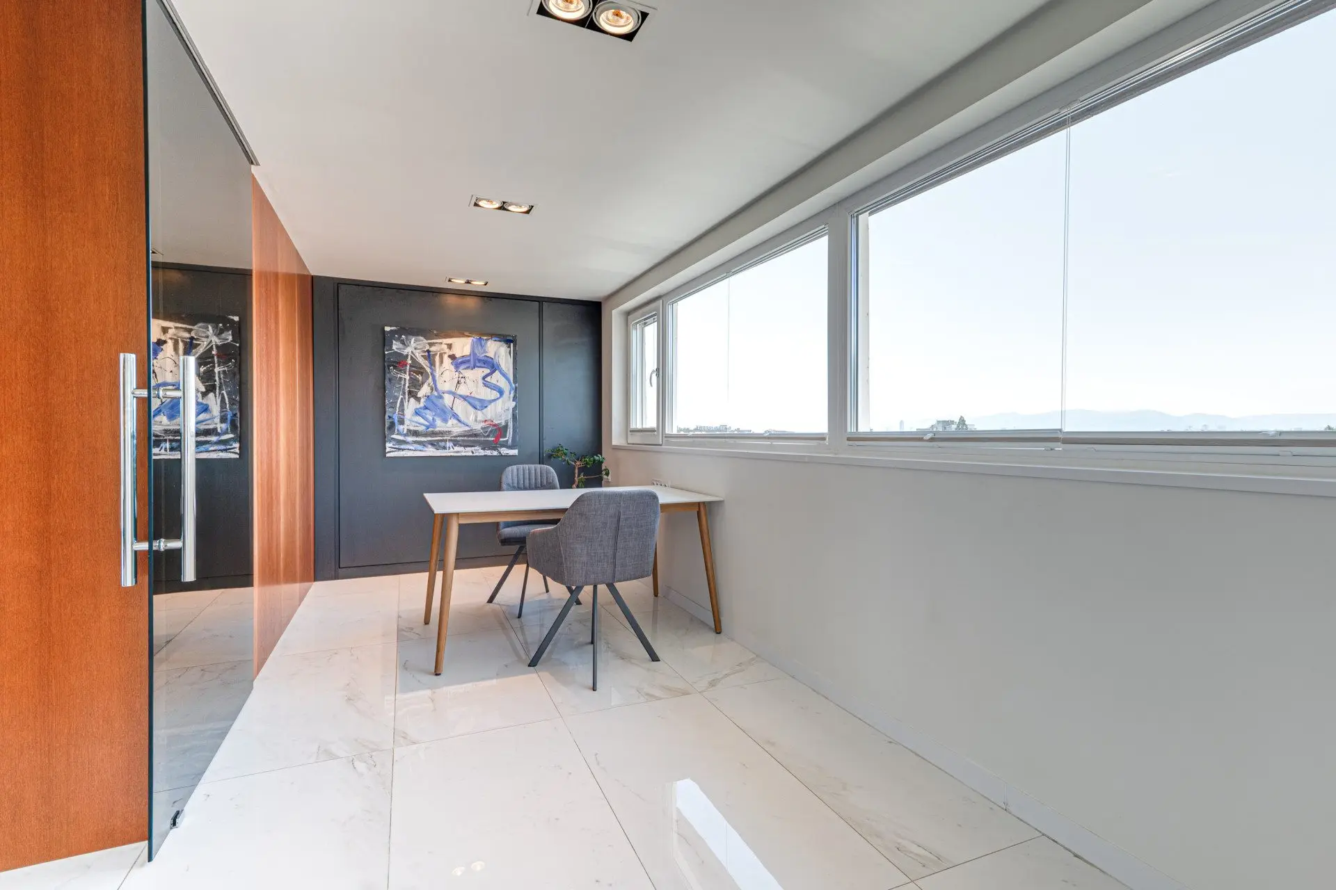 Remarkable multi-bedroom penthouse with panoramic views in Lozenets
