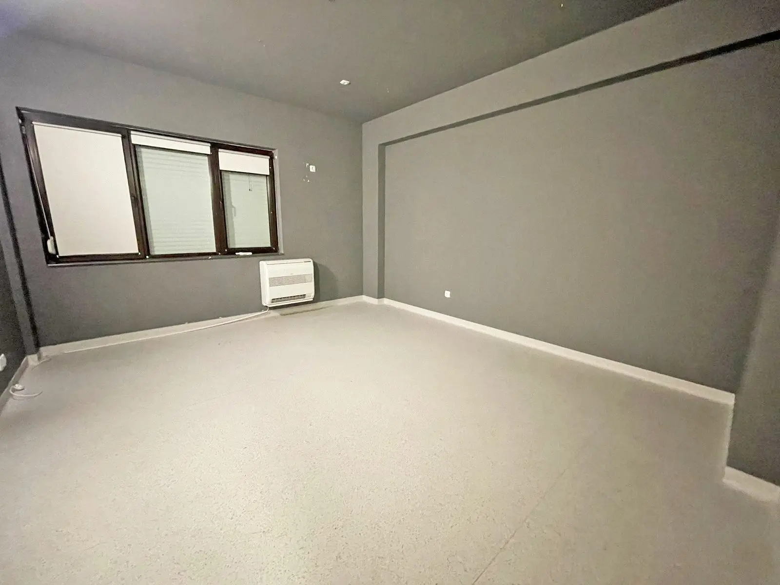 Spacious office with a top location on Moskovska Street for sale