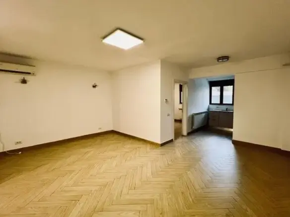 Double studio for sale Beller – Dorobanti Square area, Bucharest