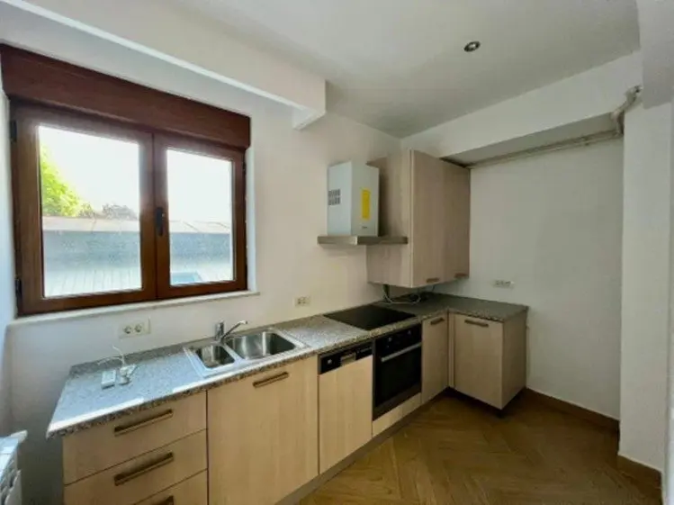 Double studio for sale Beller – Dorobanti Square area, Bucharest