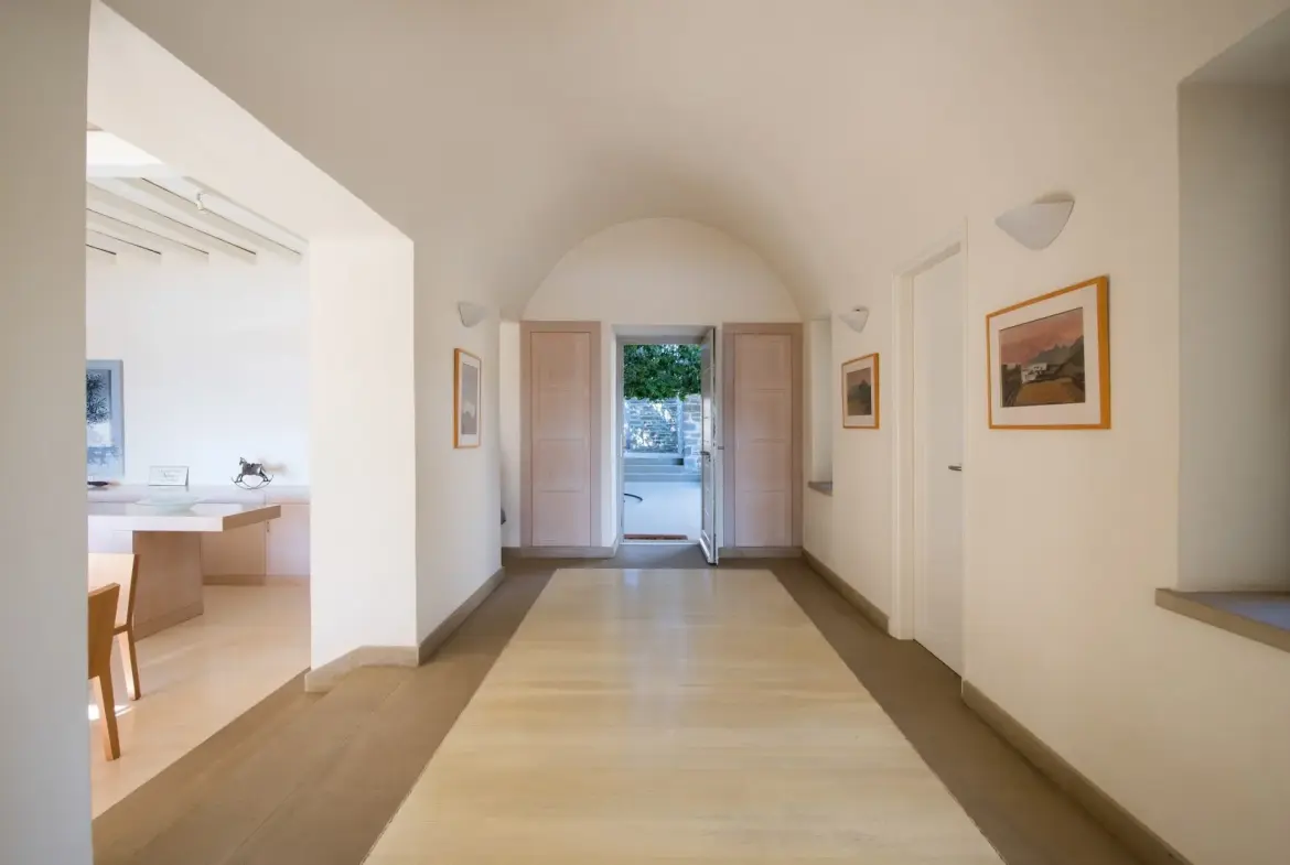 Whispers of the sea – House in Paros