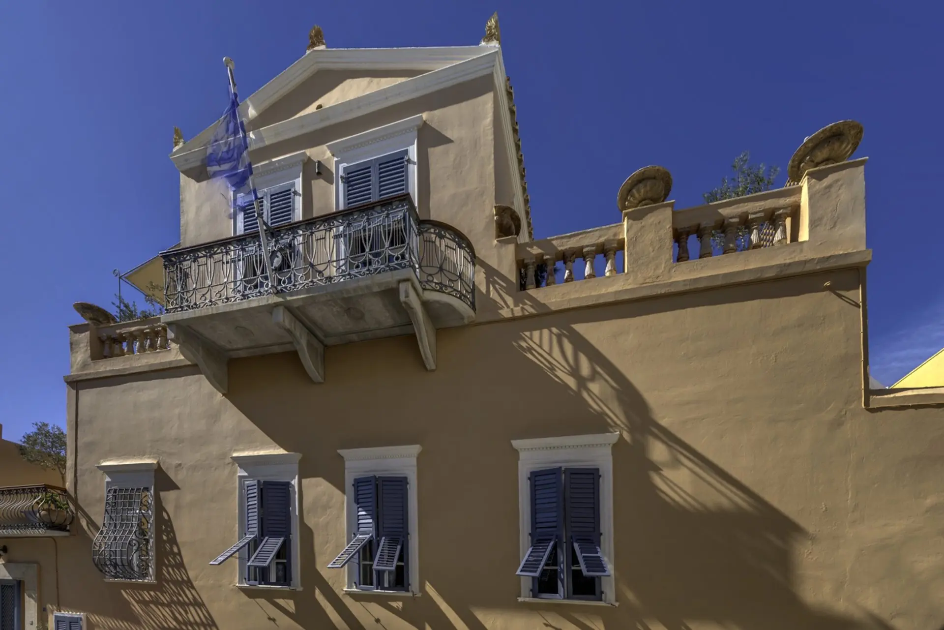 Enetikon – House in Syros