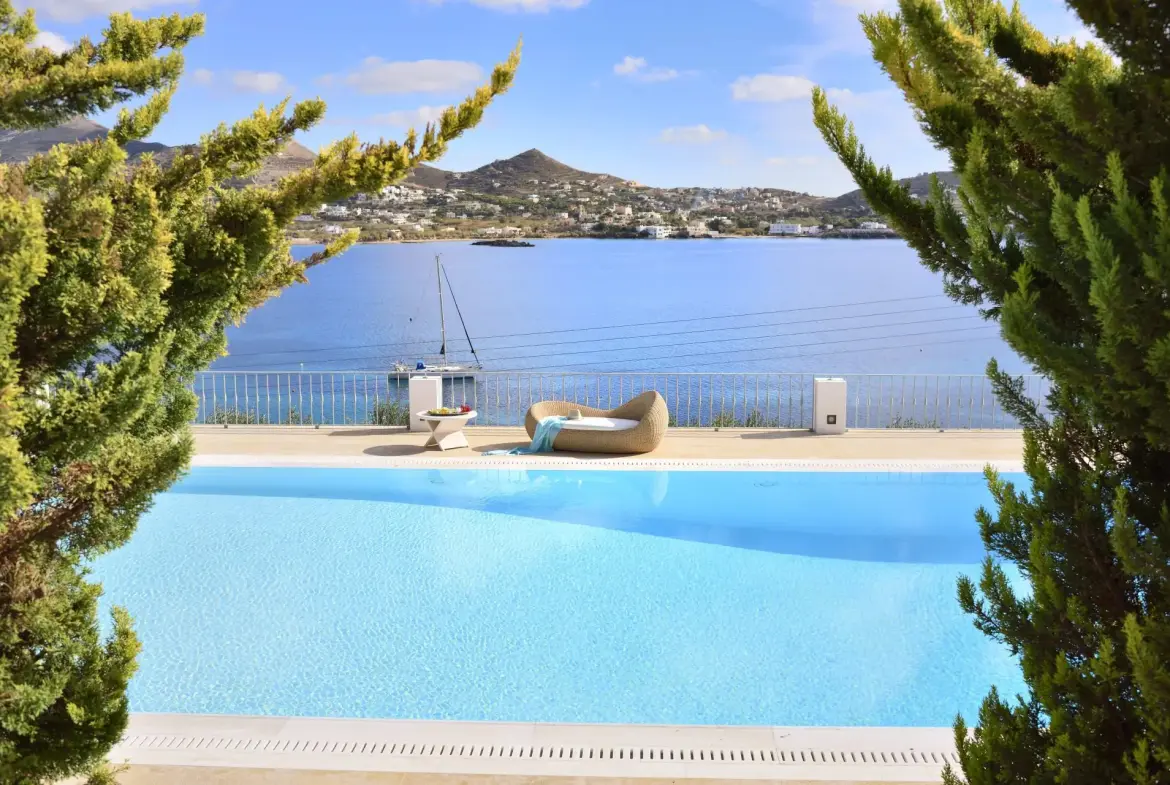 Majestic Ambience – House in Syros