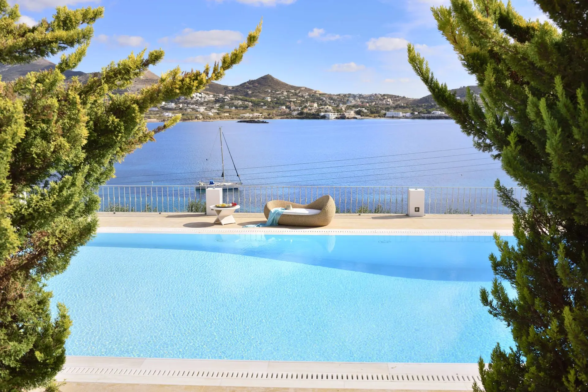 Majestic Ambience – House in Syros