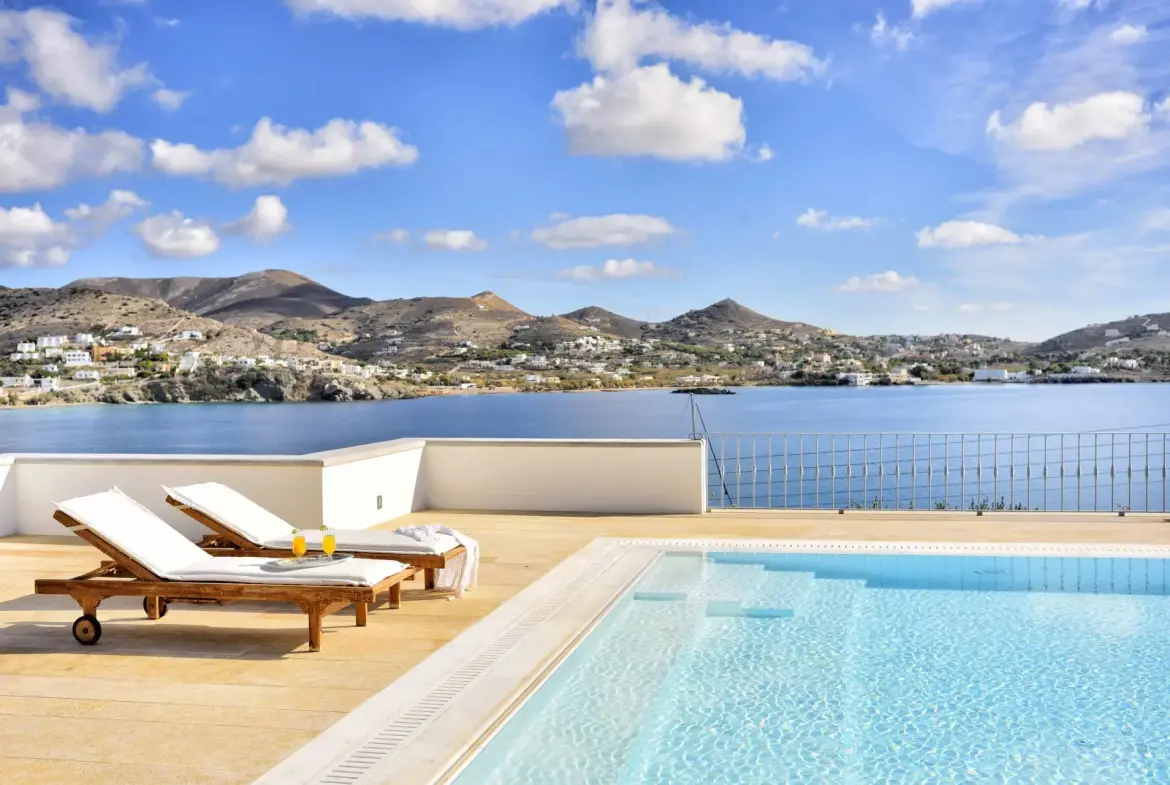 Majestic Ambience – House in Syros