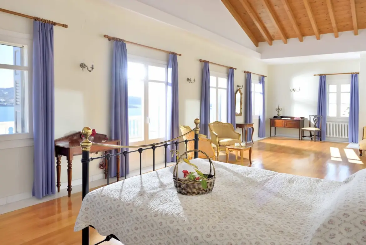 Majestic Ambience – House in Syros