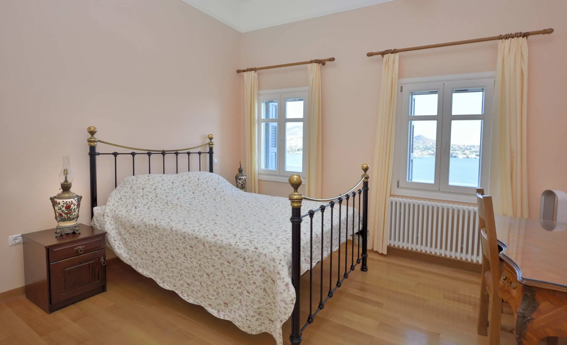 Majestic Ambience – House in Syros