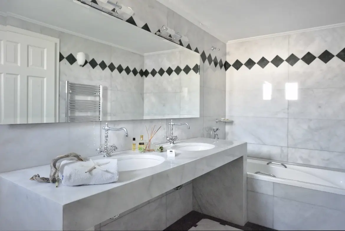 Majestic Ambience – House in Syros