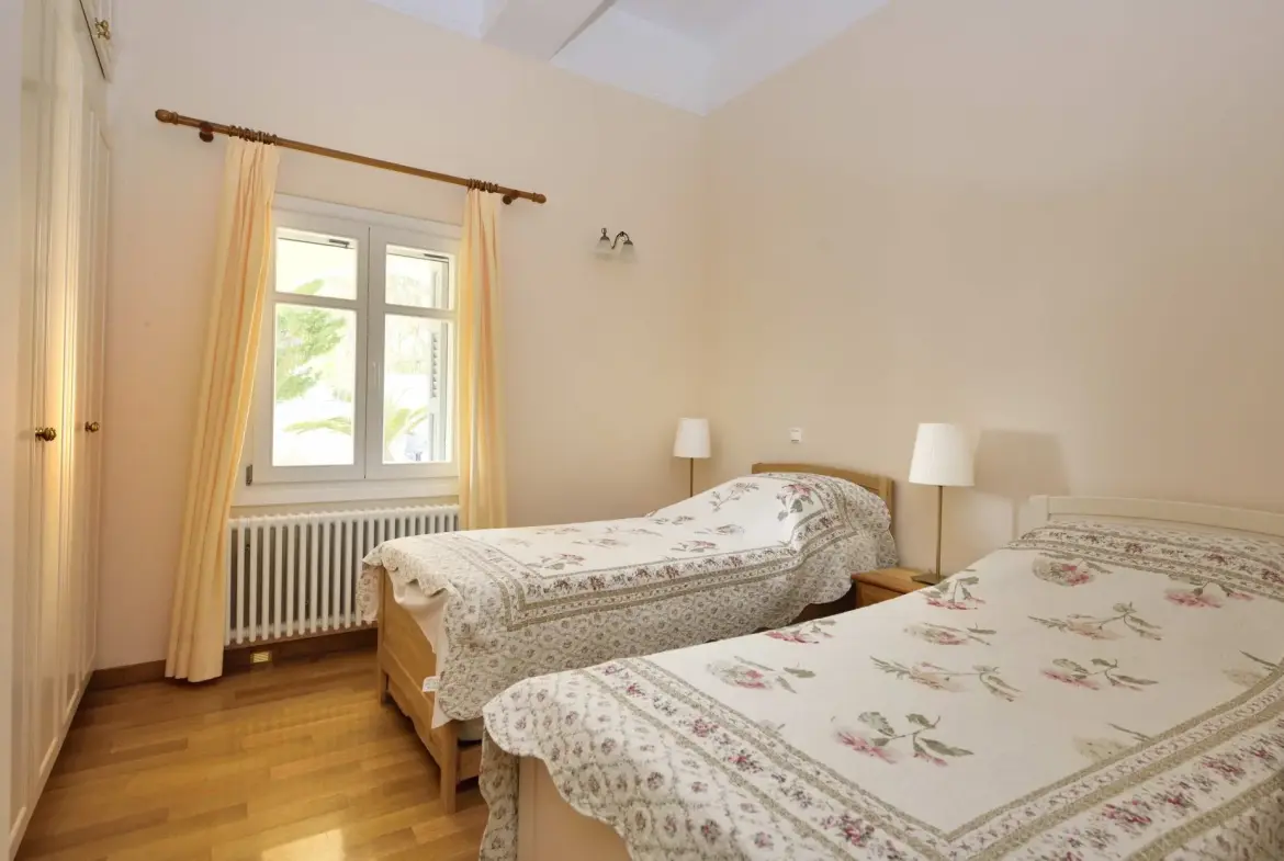Majestic Ambience – House in Syros