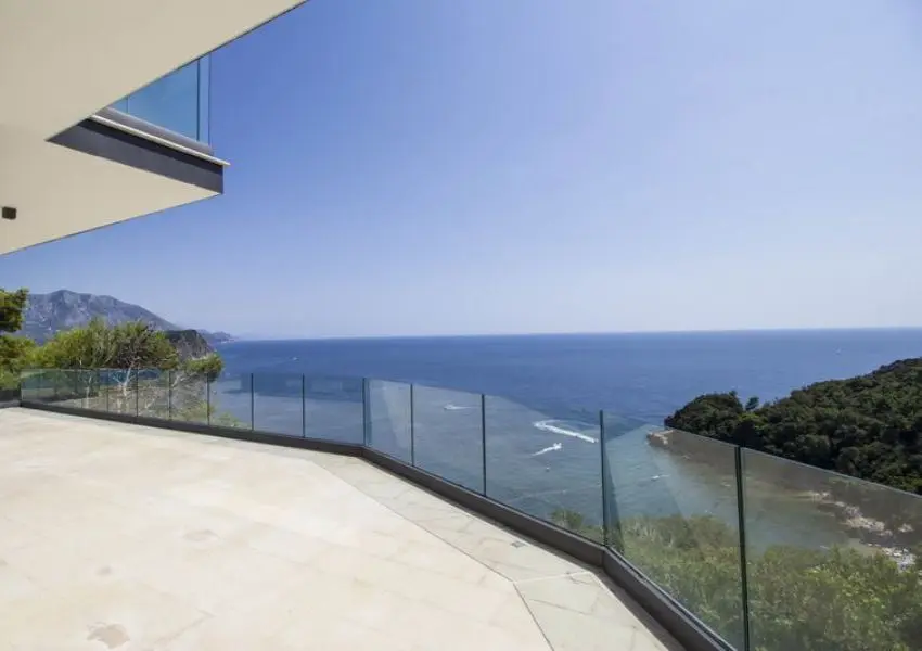 Modern villa with panoramic views of Budva riviera