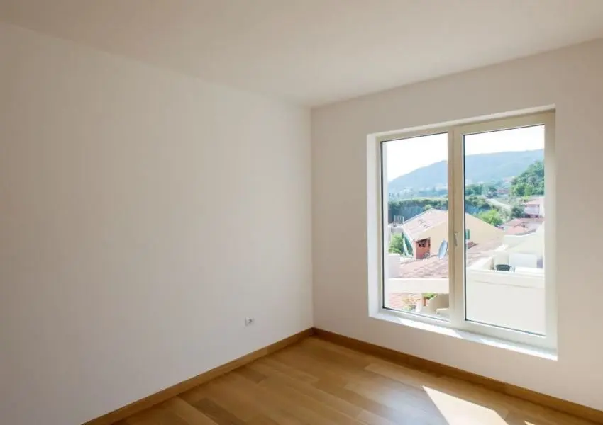 Contemporary high quality apartments on the front line, Rafailovici, Budva