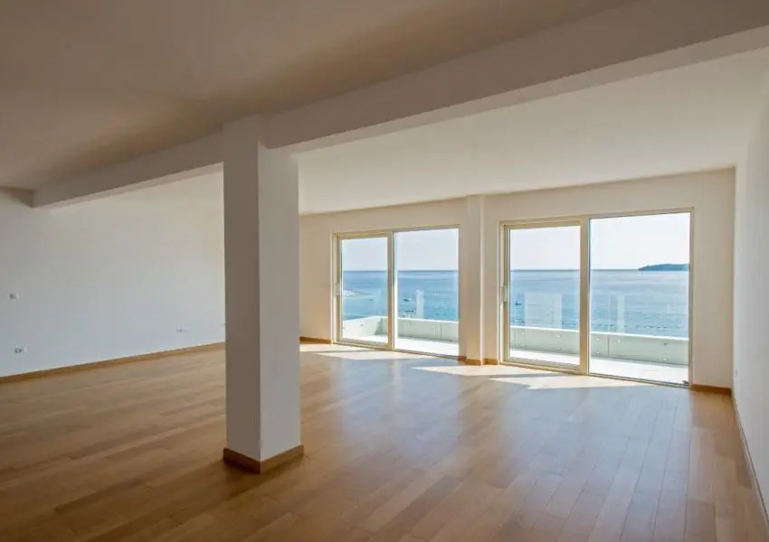 Contemporary high quality apartments on the front line, Rafailovici, Budva