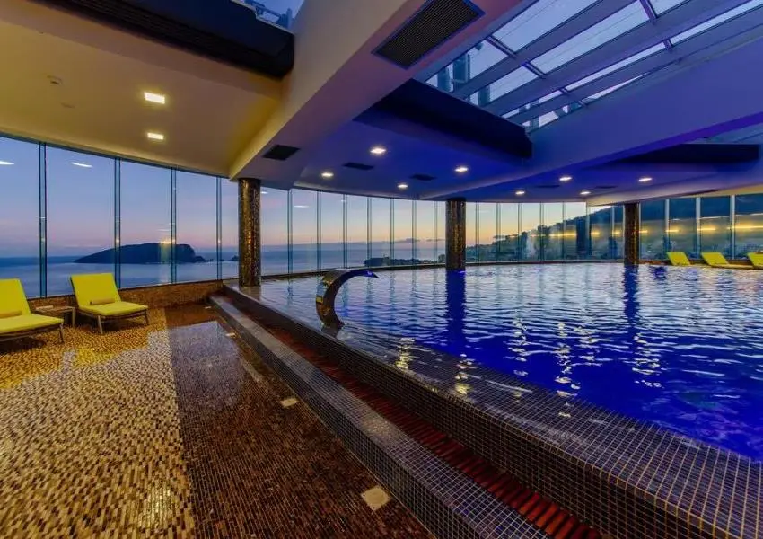 Tre Canne Budva, exclusive apartments in a condo hotel
