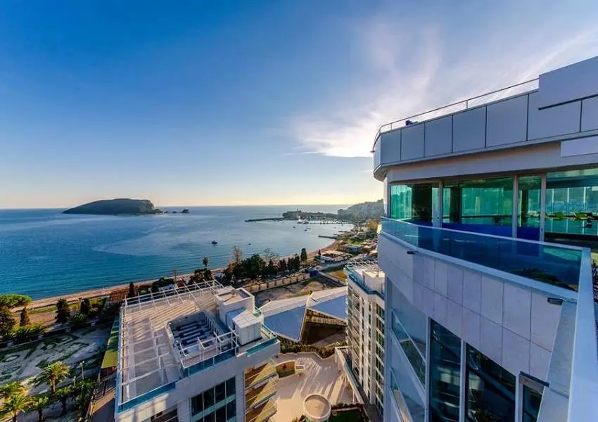 Tre Canne Budva, exclusive apartments in a condo hotel