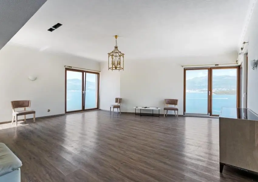 Premium Villa on the sea front, Lustica Peninsular