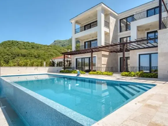 Exclusive residential complex above Sveti Stefan