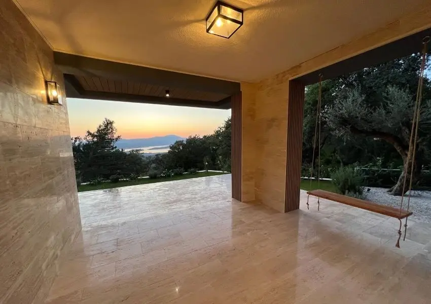 Spectacular three-bedroom family villa with a panoramic sea view, Tivat