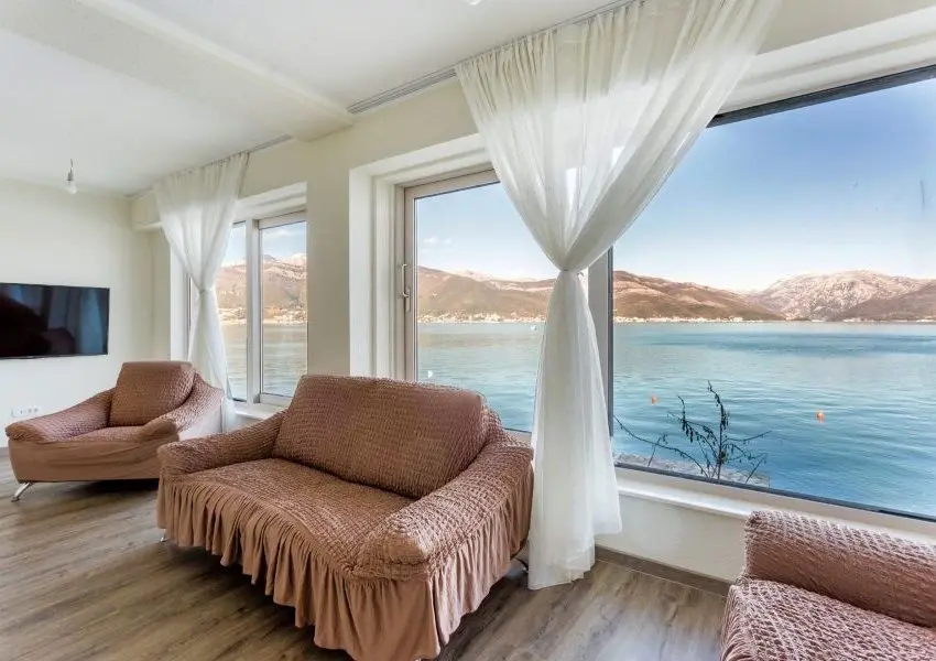 Krasici Waterfront Villa