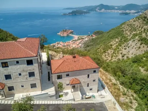 Beautiful villa in residential complex with panoramic sea views, Tudorovici | Budva
