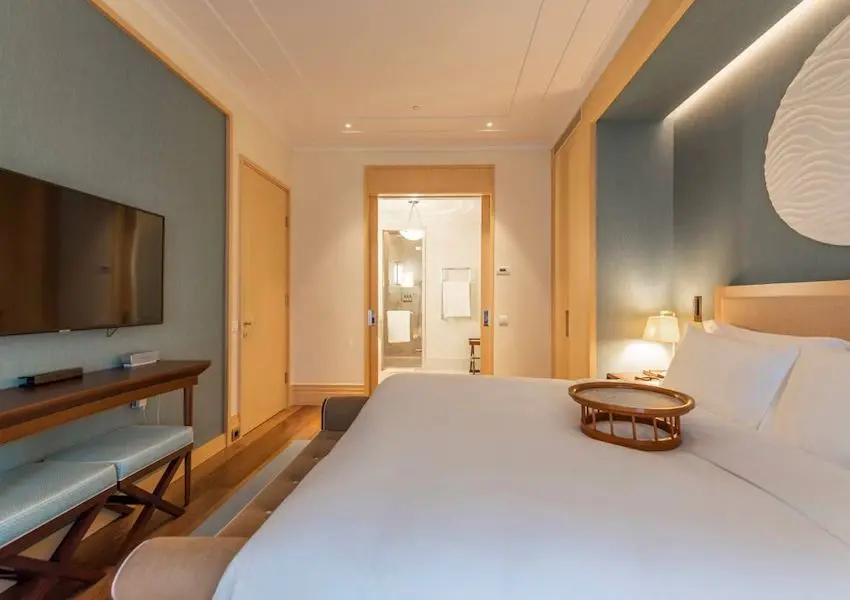 One-bedroom apartment with a garage, Regent Hotel, Porto Montenegro
