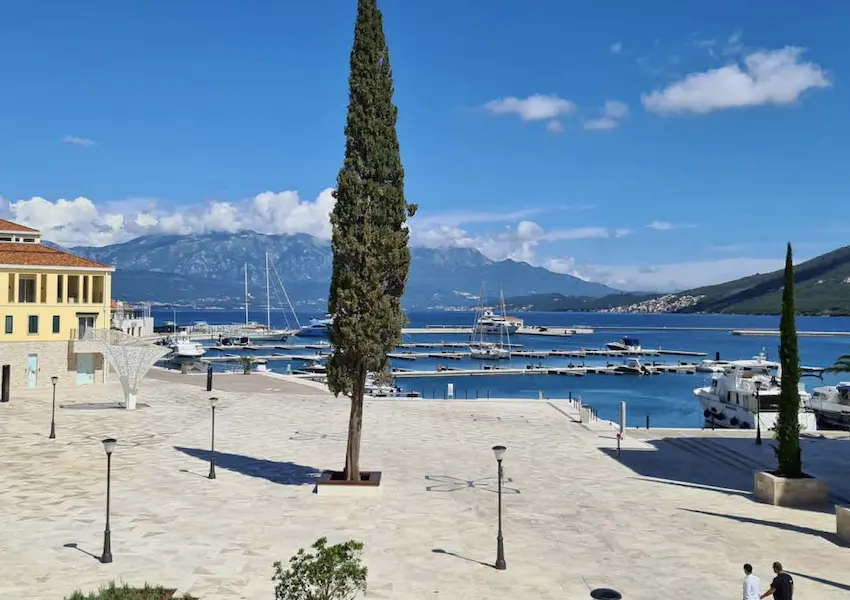 Portonovi Marina Residences one-bedroom Apartment, with excellent views of the sea and the marina