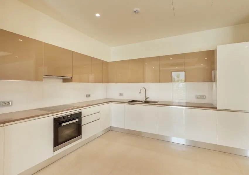 Portonovi Marina Residences one-bedroom Apartment, with excellent views of the sea and the marina