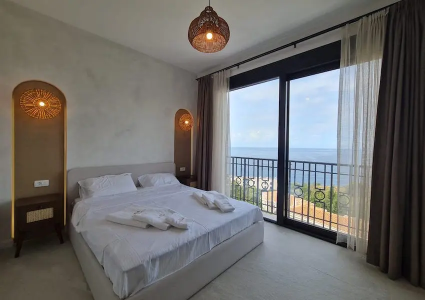 Impressive five-bedroom villa with stunning sea view in Skocidjevojka, Budva