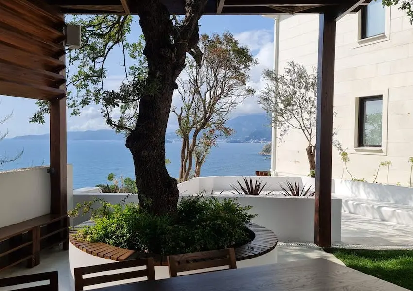 Impressive five-bedroom villa with stunning sea view in Skocidjevojka, Budva