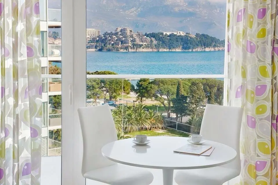 Budva apartment in the complex Tre Kanne